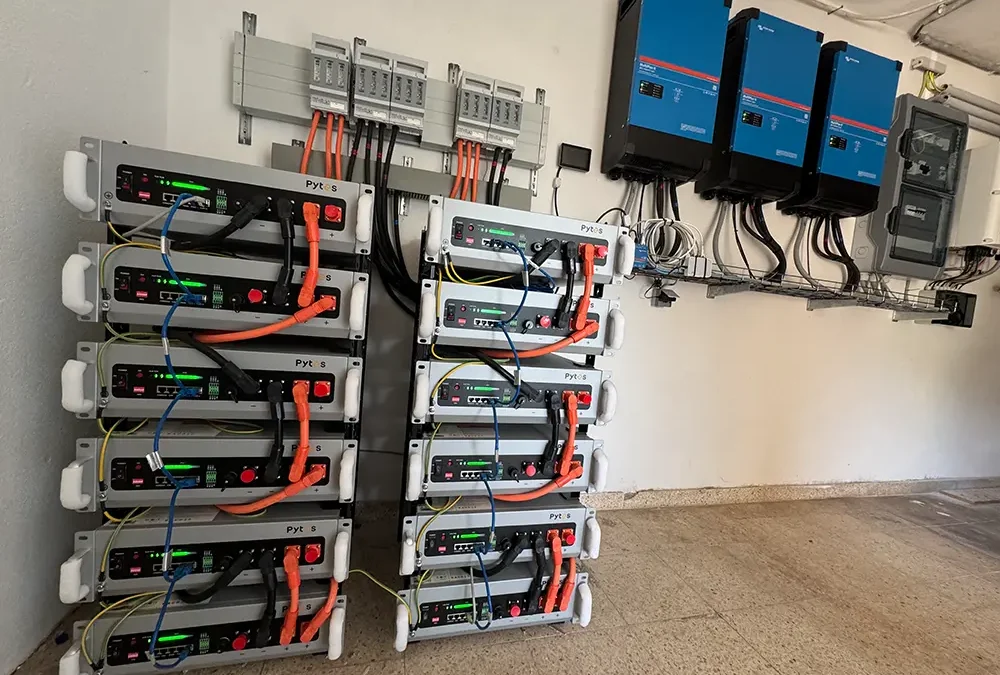 Landwirtschaftlicher Betrieb mit Photovoltaikanlage, SolarEdge SE30K Wechselrichter und 60 kWh Speicher
